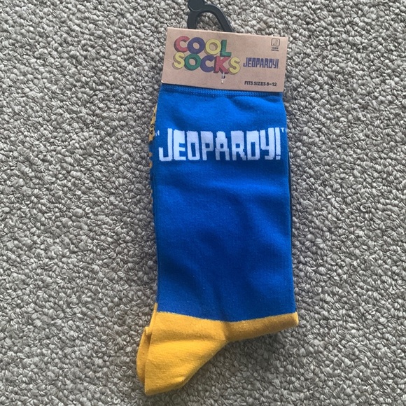 Jeopardy Socks Patterned Socks Unisex 8-12 NWOT - Picture 1 of 3